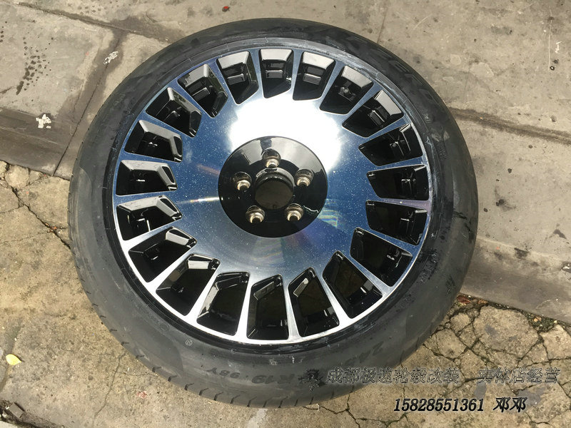 奔馳V260 定制19寸鍛造懸浮蓋輪轂裝車