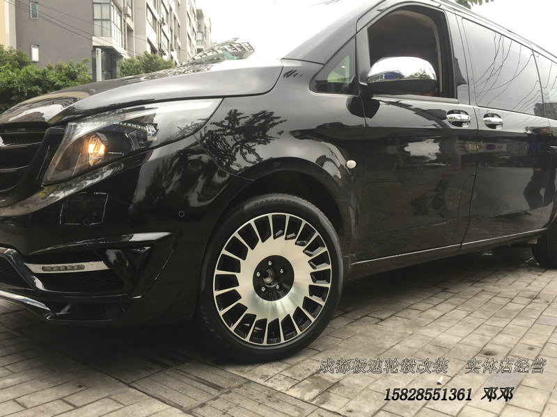 奔馳V260 定制19寸鍛造懸浮蓋輪轂裝車