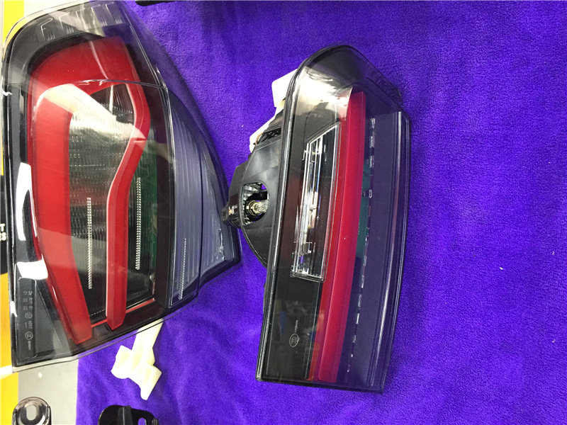 寶馬3系熏黑尾燈