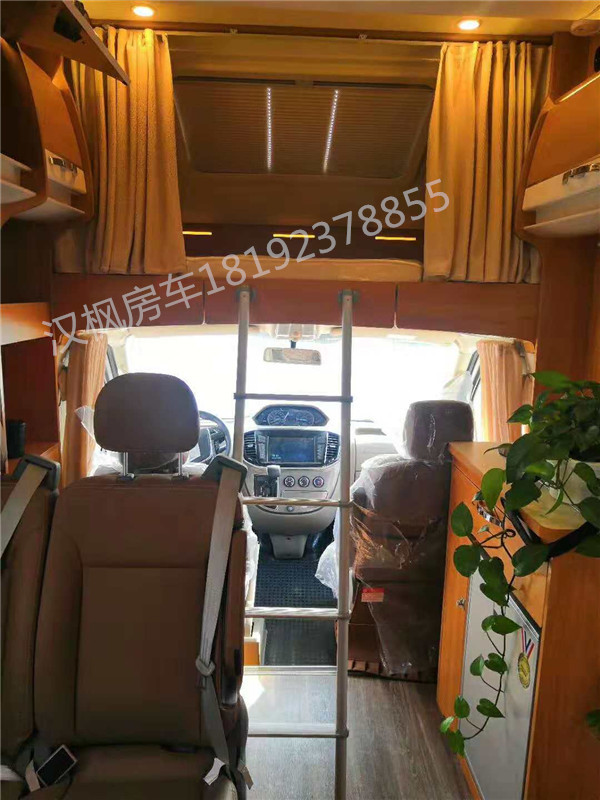 大通C型房車內飾改裝