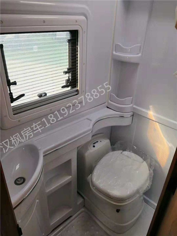 大通C型房車內飾改裝