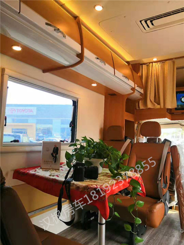 大通C型房車內飾改裝