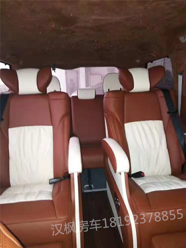 豐田塞納商務車內飾改裝
