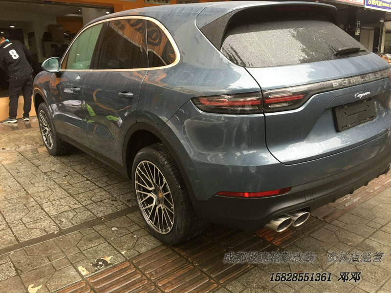保時(shí)捷卡宴升級(jí)21寸定制鍛造輪轂裝車(chē)完成