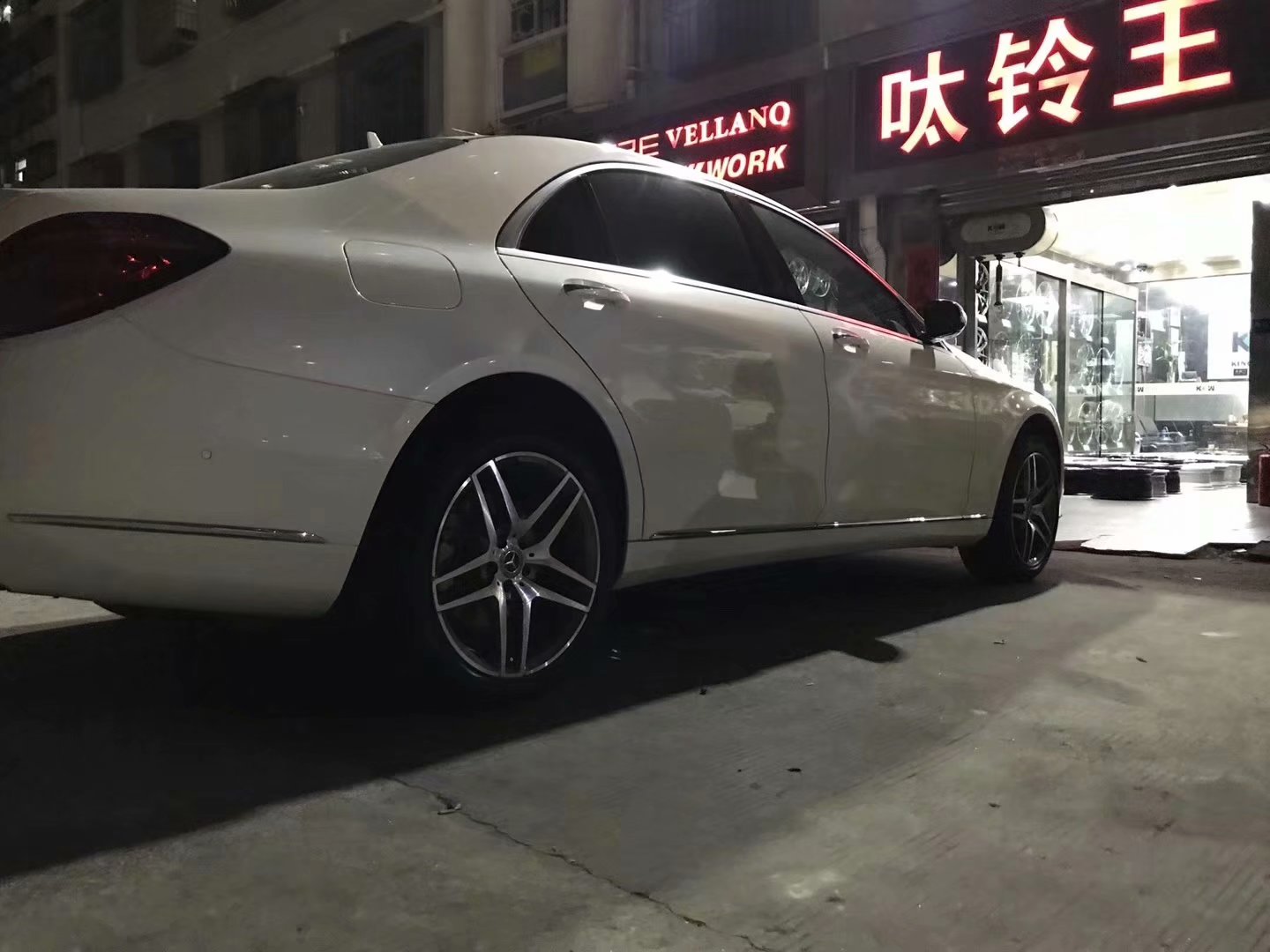 奔馳S 換 原裝S550 19寸 完工！