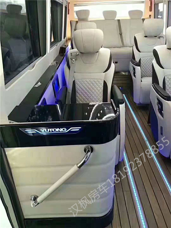 宇通T7內(nèi)飾改裝