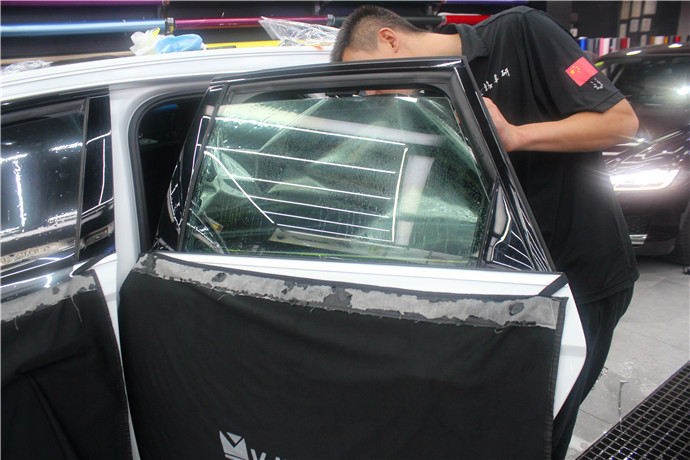 奥迪车窗贴膜 威固太阳膜 长沙汽车玻璃隔热防爆膜