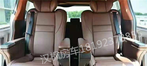 豐田塞納商務(wù)車內(nèi)飾改裝