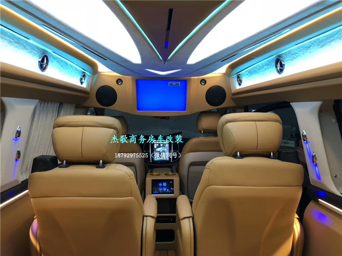 西安奔馳房車真皮內(nèi)飾改裝升級(jí)！