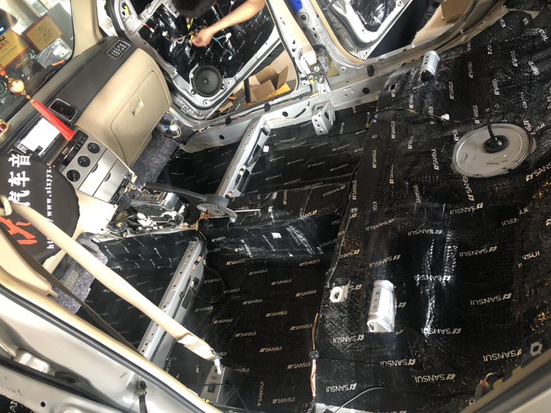 汕頭汽車隔音降噪專業(yè)施工工程豐田花冠全車山水搭配意大利STEG史泰格隔音降噪汕頭星悅汽車音響改裝