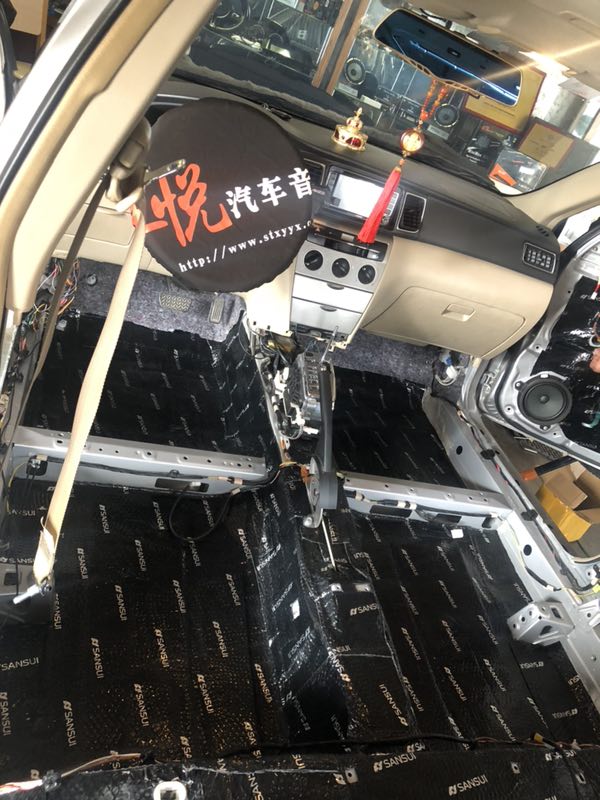 汕頭汽車隔音降噪專業(yè)施工工程豐田花冠全車山水搭配意大利STEG史泰格隔音降噪汕頭星悅汽車音響改裝