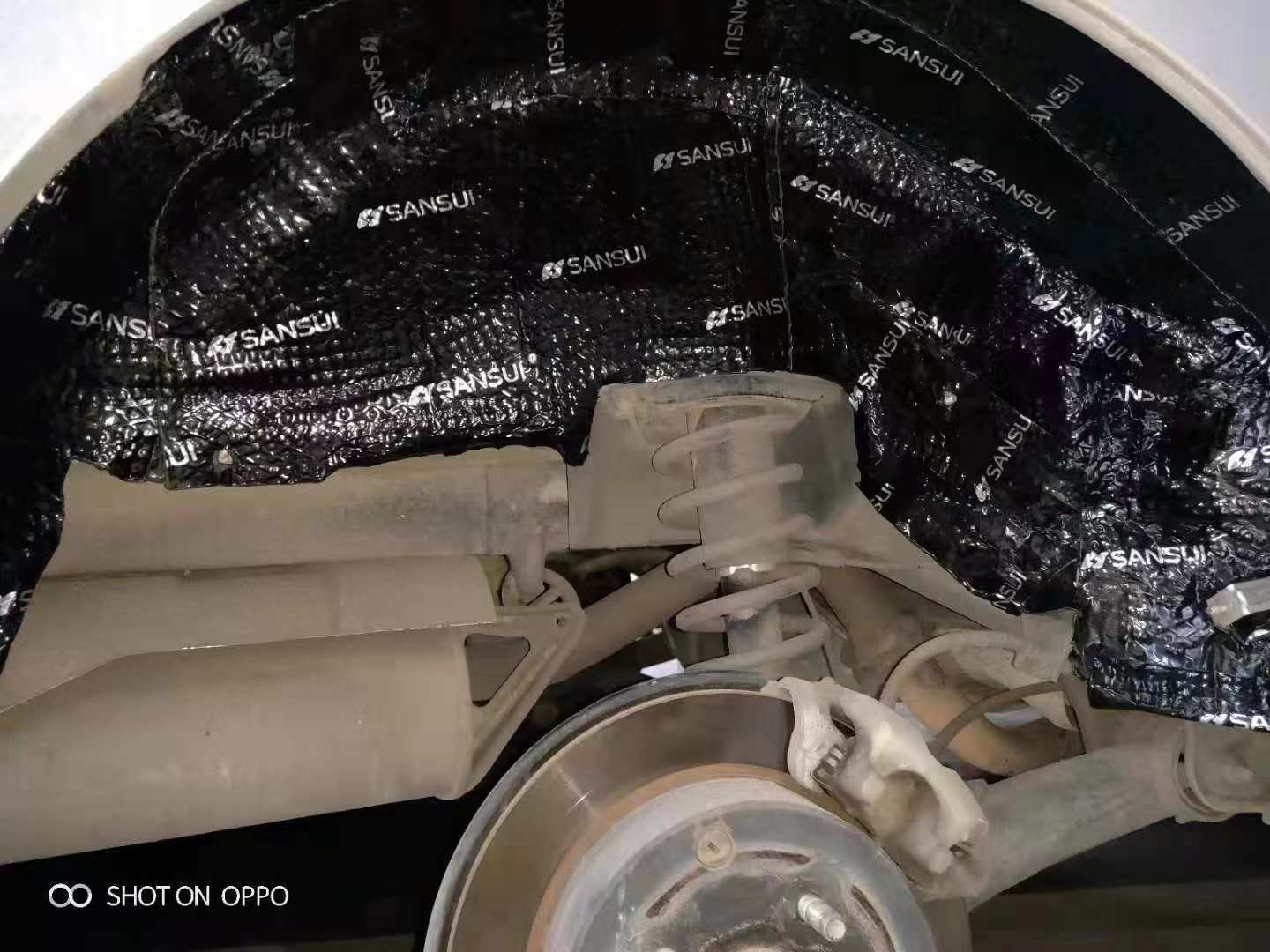 汕頭汽車隔音降噪專業(yè)施工工程豐田花冠全車山水搭配意大利STEG史泰格隔音降噪汕頭星悅汽車音響改裝