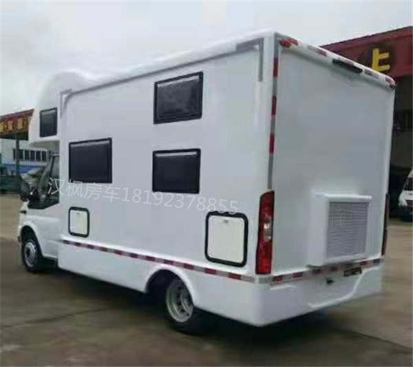 福特C型房車內(nèi)飾改裝