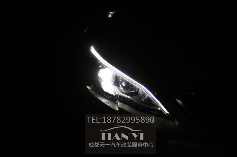 成都18新款標(biāo)致308改車燈改裝米石LED大燈透鏡