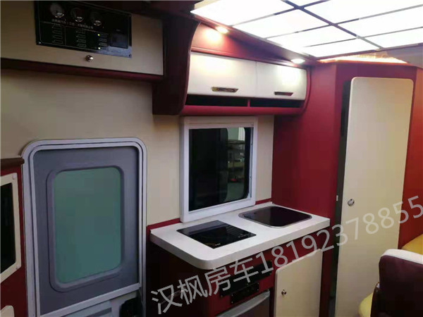 大通C型房車內(nèi)飾改裝，哪家好