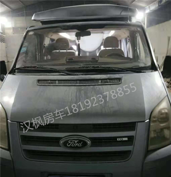 福特全順升頂房車內(nèi)飾改裝
