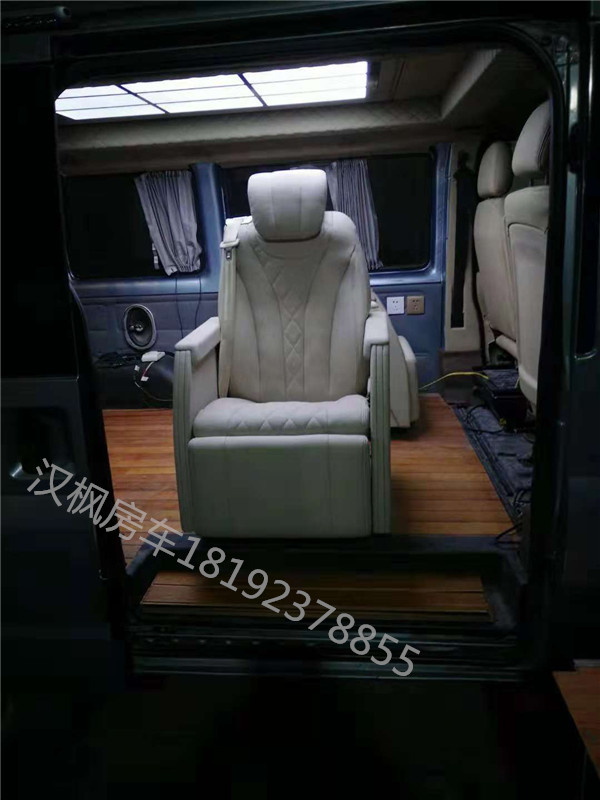 福特全順升頂房車內(nèi)飾改裝