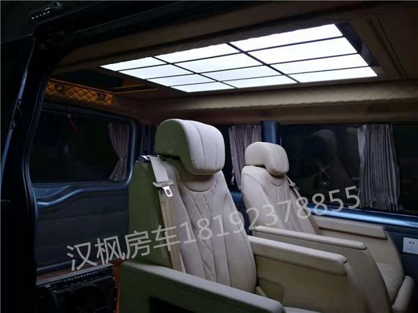 福特全順升頂房車內(nèi)飾改裝