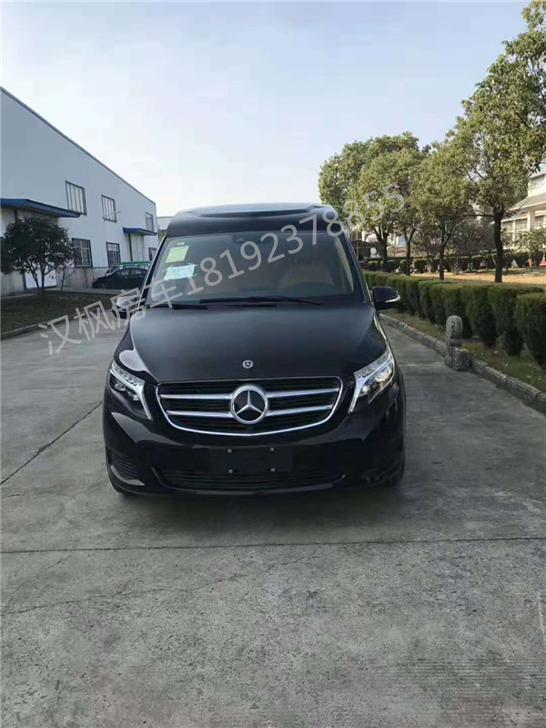 奔馳商務(wù)車內(nèi)飾改裝