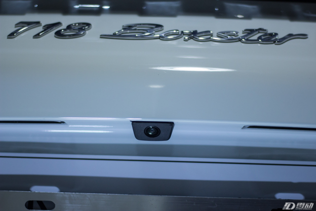 18款保时捷718Boxster改装原厂20寸轮毂卡钳烤漆原厂倒车影像秒表-湖南长沙专业保时捷升级改装店
