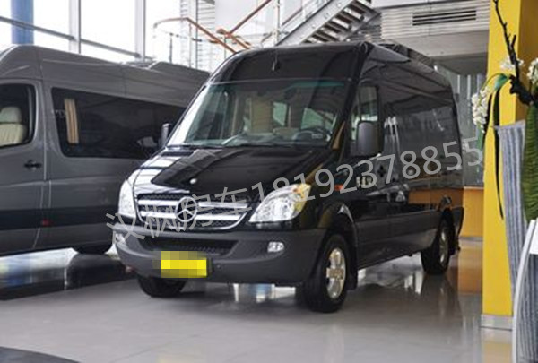 奔馳凌特商務(wù)車內(nèi)飾改裝，哪家好