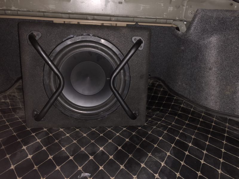 汕頭汽車音響改裝哪家好豐田皇冠升級隔音降噪音響改裝FOCAL法國勁浪套餐音響系統(tǒng)汕頭星悅汽車音響改裝