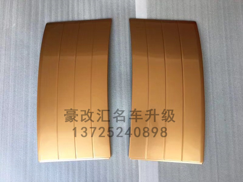2018款路虎攬勝行政版改裝土豪金車(chē)身飾條套件
