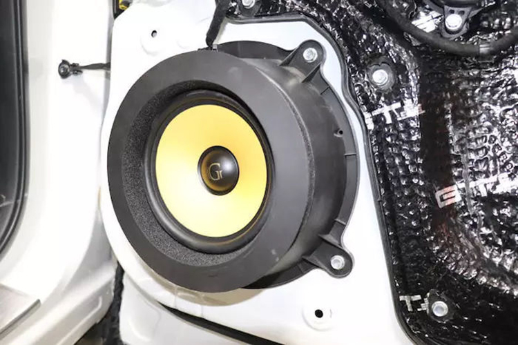 宁波慈溪马自达CX-5汽车音响升级黄金声学，改装GT隔音作业