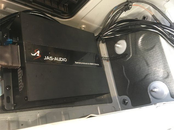 宝马5系汽车音响改装英国JAS让音乐一秒抓住你的耳朵