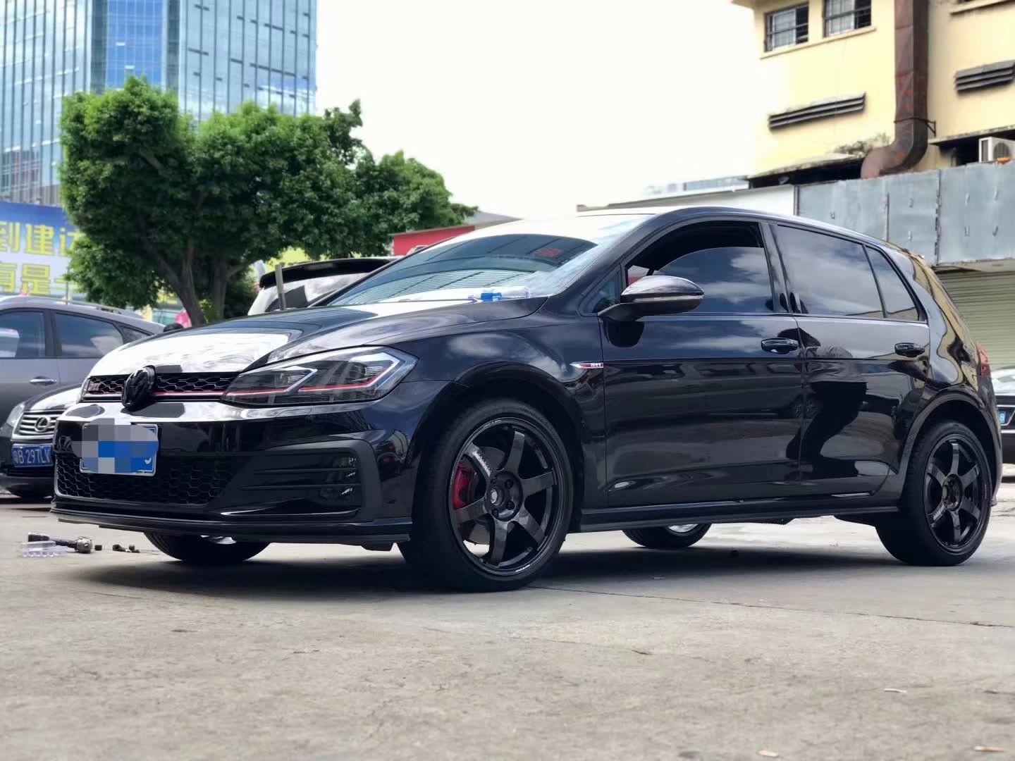 GTI 換全新 RAYS TE37 saga 18寸完工