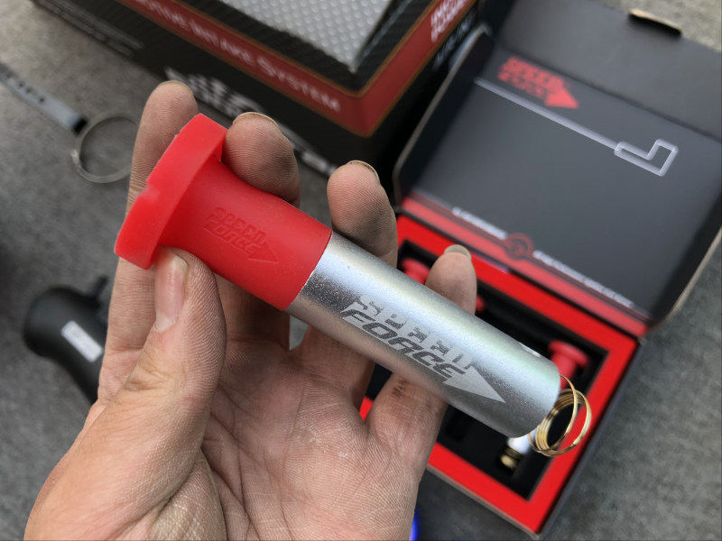 大宇車迷站 馬自達(dá)阿特茲2.5改裝升級EDDY渦流碳纖維進(jìn)氣套件+speedforce點(diǎn)火線圈