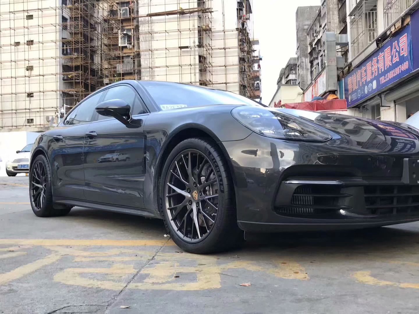提新車，帕拉梅拉 換高端私人定制鍛造 21寸 米其林 完工！