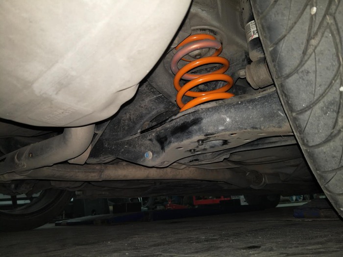 成都十代思域車身降低改裝EDDY短彈簧
