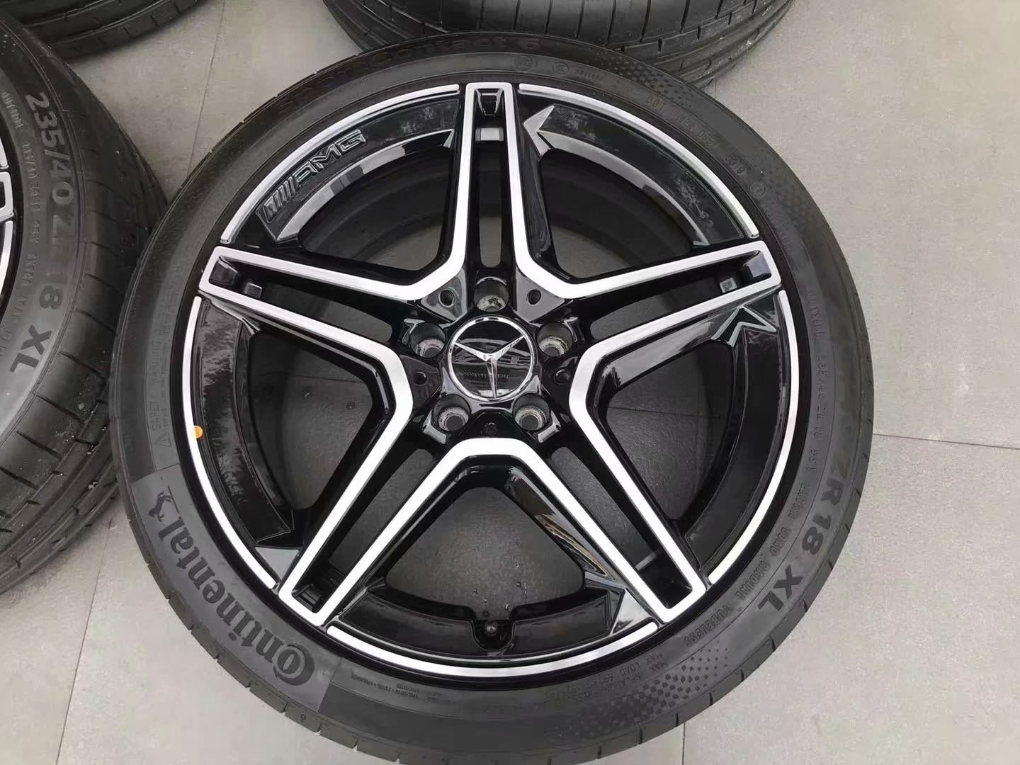 新車拆下 新款奔馳A43 AMG原廠18寸