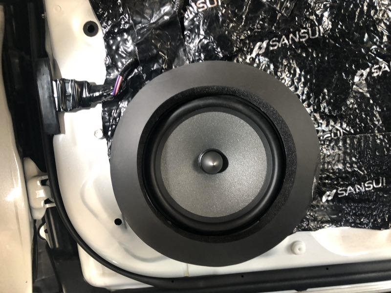 汕頭豐田車型汽車音響專業(yè)改裝豐田皇冠升級(jí)史泰格四門四輪葉子板隔音降噪音響改裝FOCAL法國(guó)勁浪套餐汕頭星悅汽車音響改裝