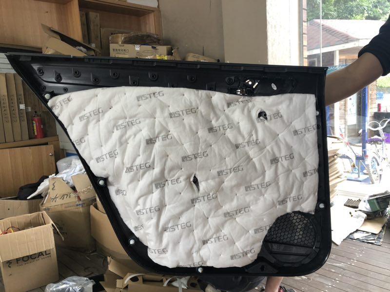 汕頭星悅汽車音響改裝店給耳朵一份寵愛斯柯達(dá)昕銳升級改裝德國HELIX喜力仕入門級L62C喇叭套餐2380元