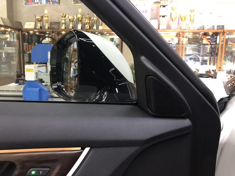 汕頭星悅汽車音響法國風情本田URV升級隔音降噪汽車音響改裝法國勁浪前后二分頻喇叭打造超炫的HIFI風格