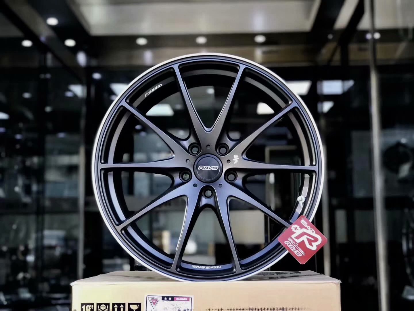 奔馳E200 換 全新 RAYS G25 完工！