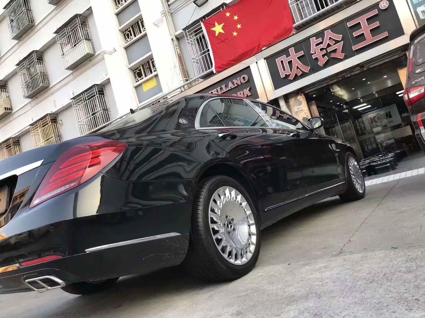 奔馳，換 原廠鍛造 19寸 完工！