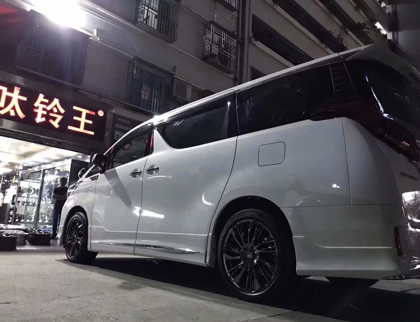 埃爾法，換 全新 RAYS 19寸完工米其林輪胎