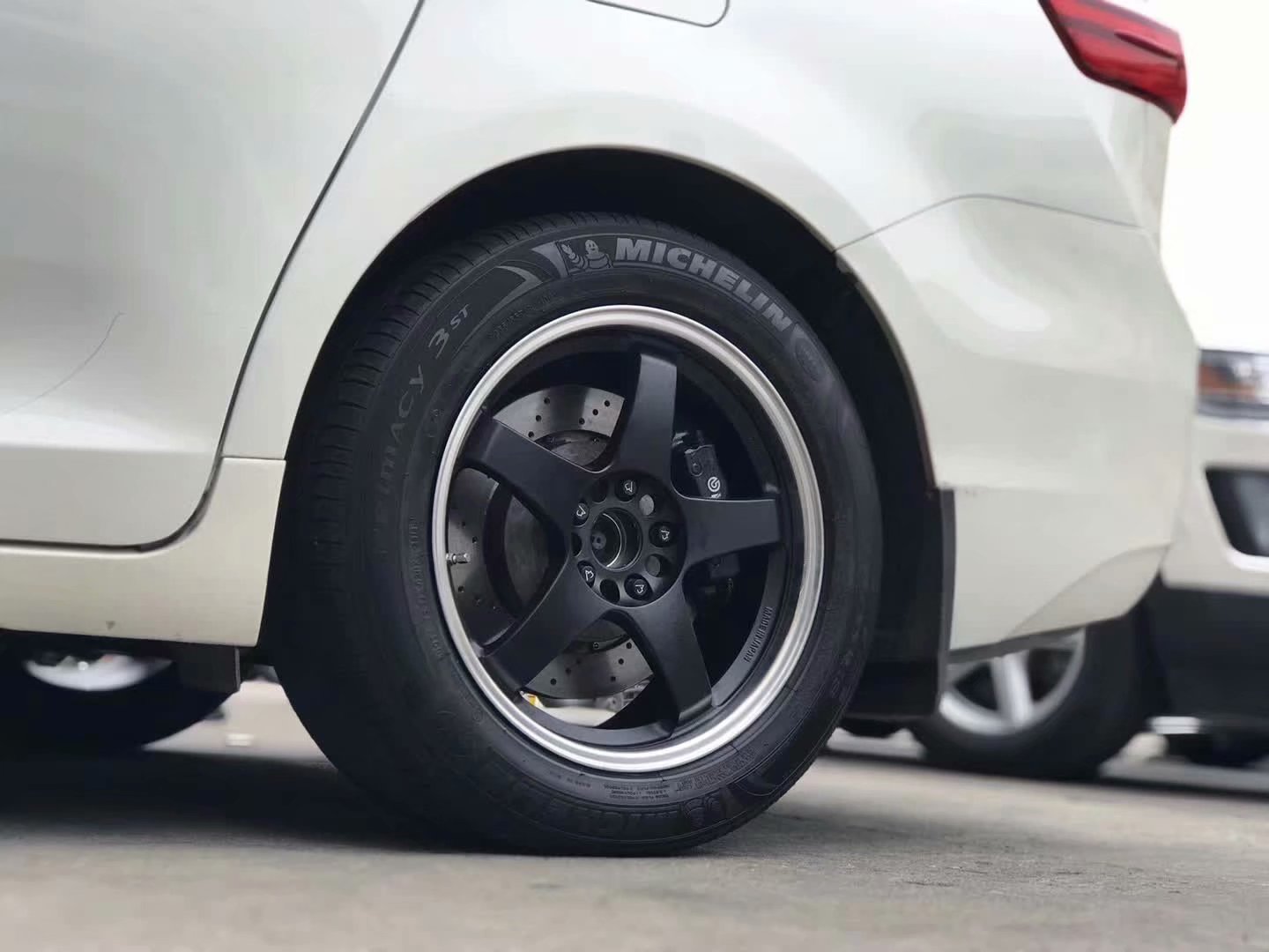塞納，換 RAYS nismo 18寸 完工！