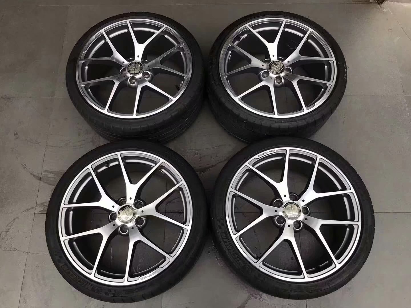 二手 奔馳C63 507 AMG 原廠鍛造19寸8J ET45 9J ET54 5×112  C 200．260．C63 來聊聊