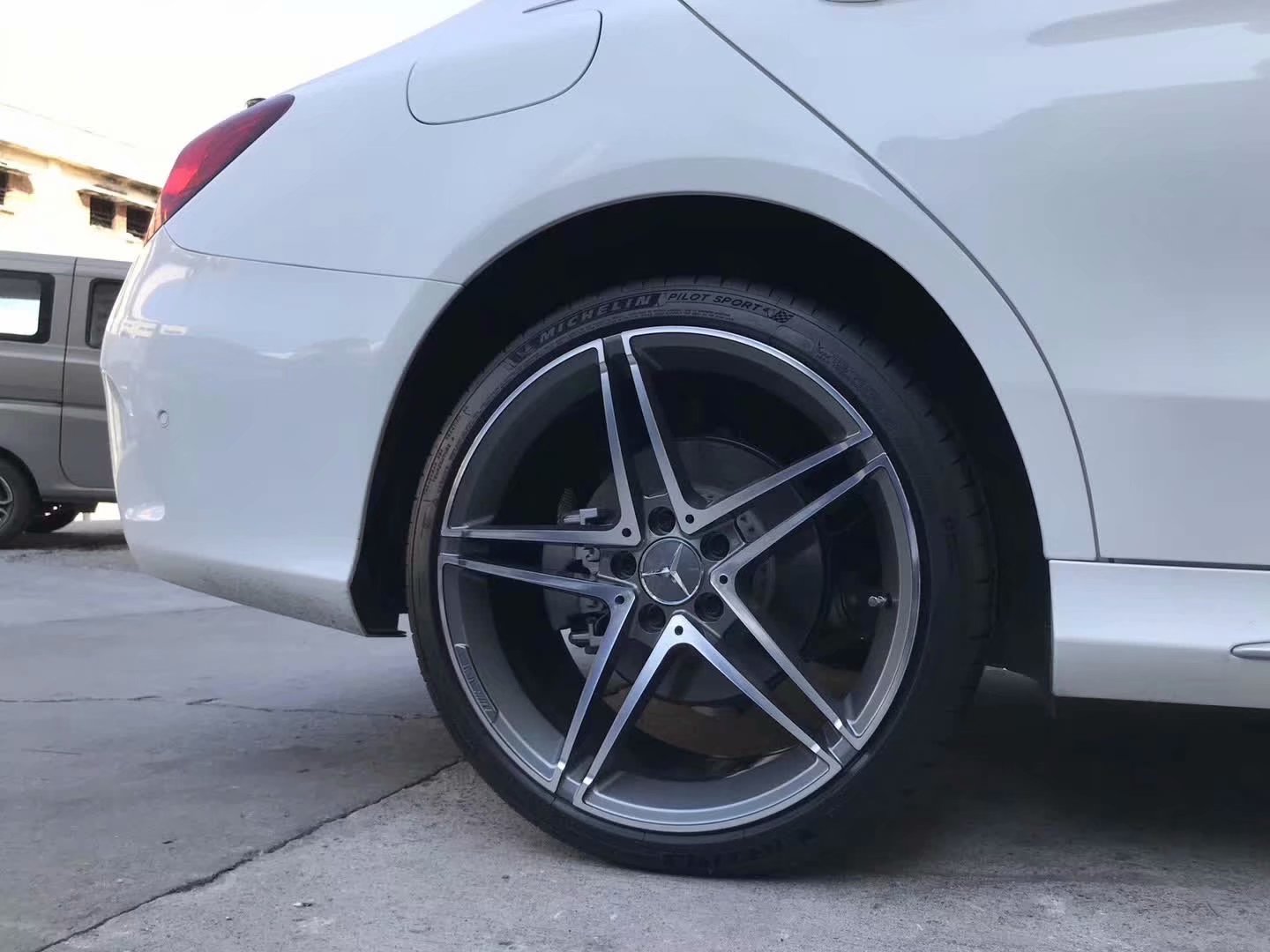 奔馳，升級(jí)507 AMG 原廠鍛造 19寸完工