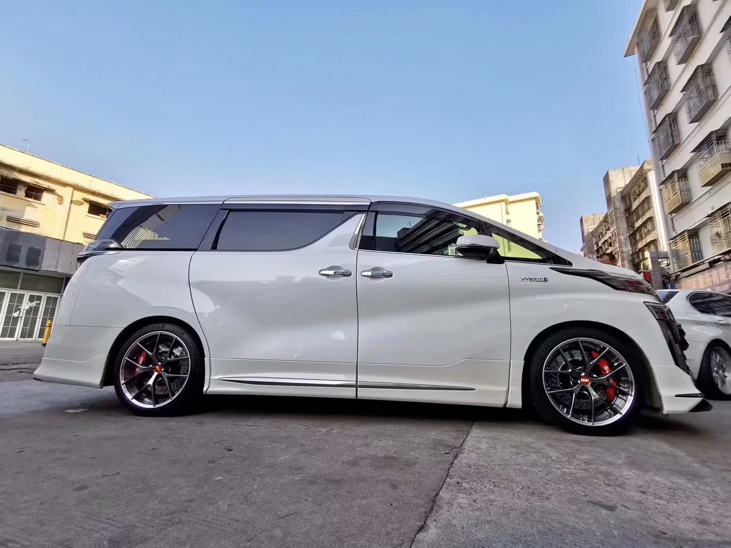 威爾法，換 日本  BBS RI-S 20寸 完工！