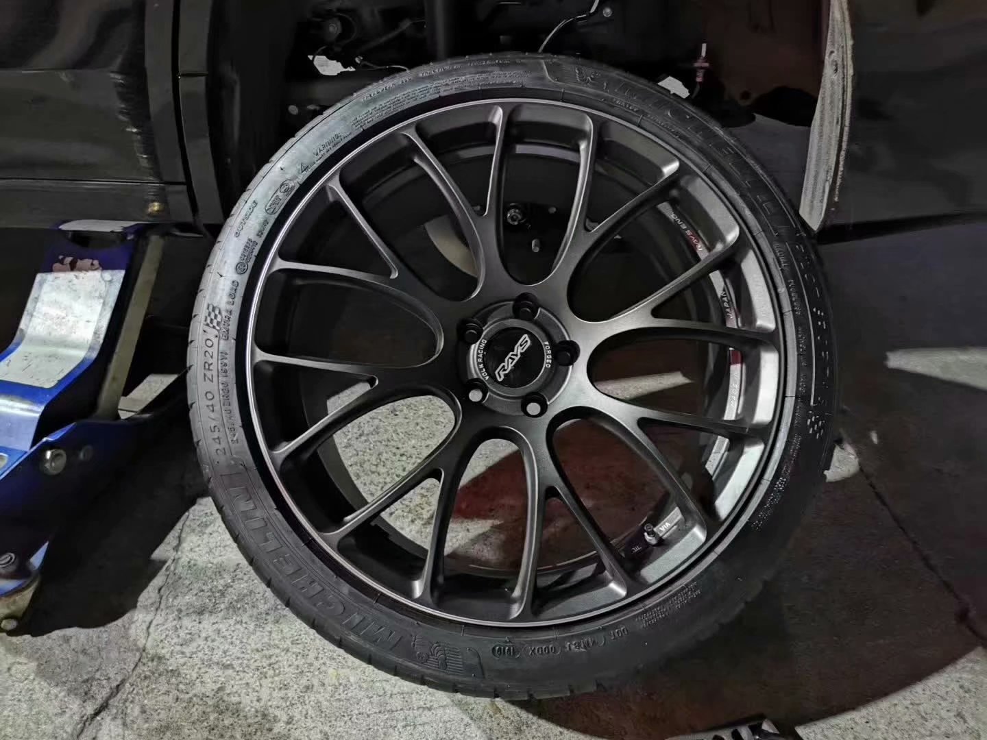 提新車 埃爾法 換全新rays g16 20寸 專屬數(shù)據(jù)  米其林PS4 S 完工！