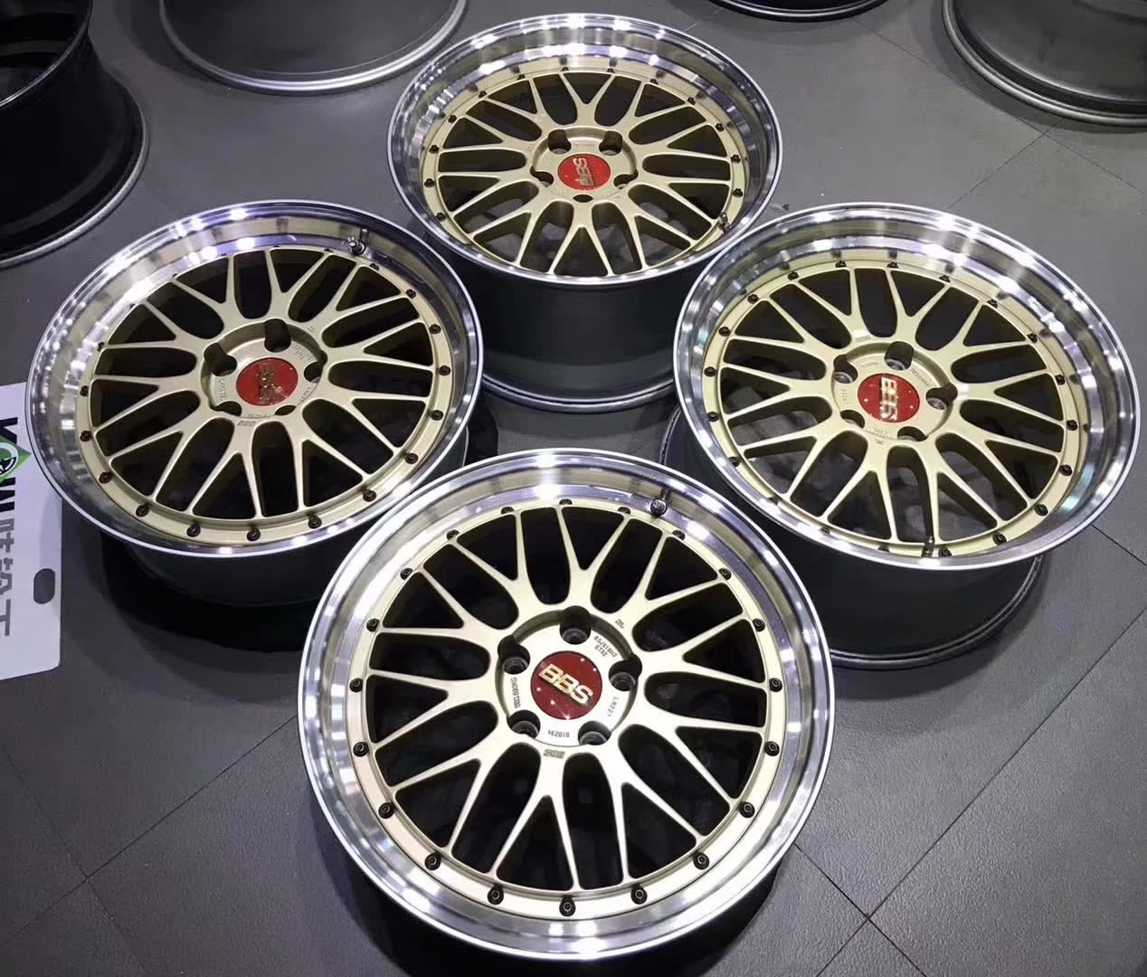 極品9.5新，日本BBS LM 原漆金色19寸