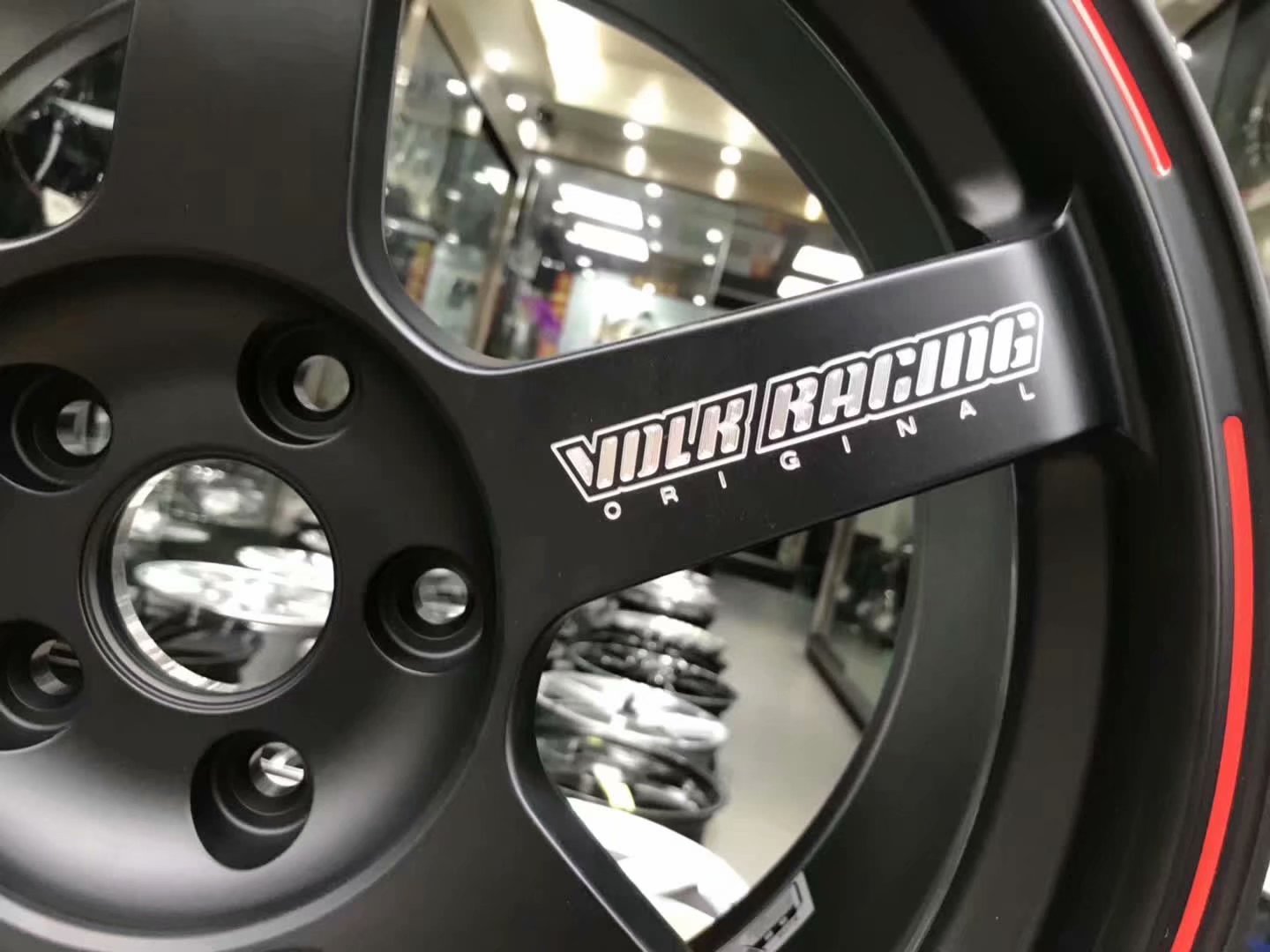 全新RAYS TE37 saga 限量版18寸