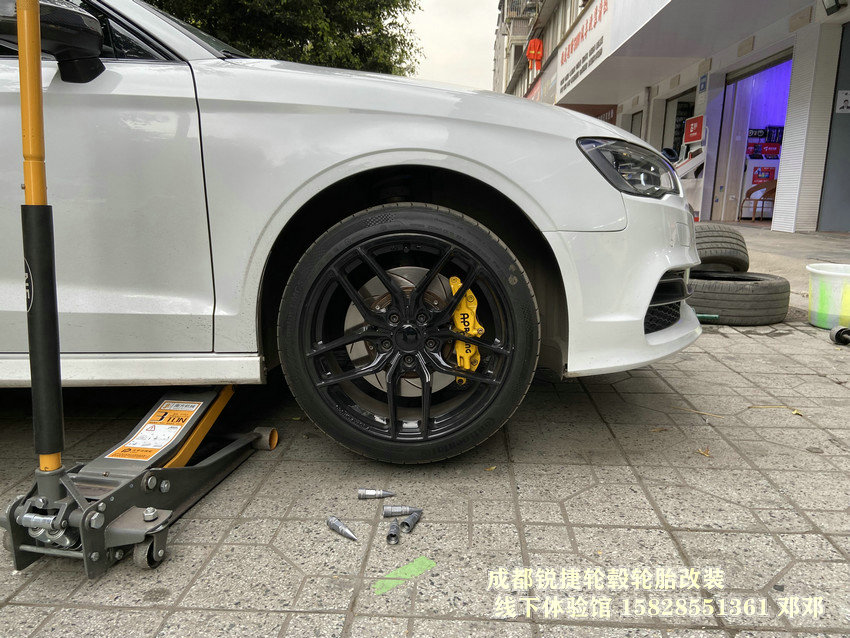 成都銳捷輪轂改裝中心 奧迪A3改裝升級19寸廣為鍛造刀鋒輪轂