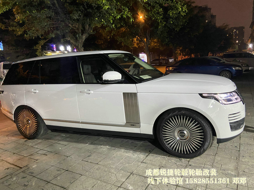 成都銳捷輪轂改裝中心 夜改路虎攬勝21寸網(wǎng)紅款鍛造輪轂 懸浮蓋