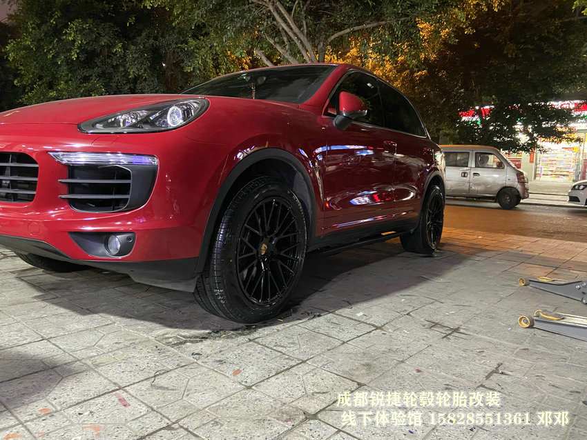 成都銳捷輪轂改裝中心 保時捷卡宴定制20寸鍛造輪轂裝車案例